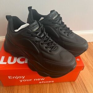 Lucky Step Women's Black PU Shoes